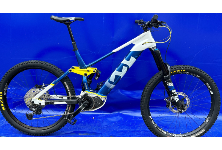 Husqvarna Hard Cross HC8