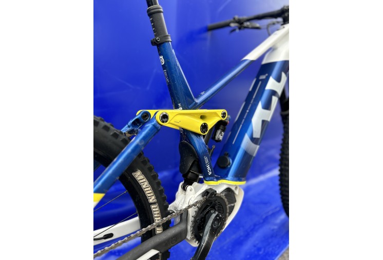 Husqvarna Hard Cross HC8